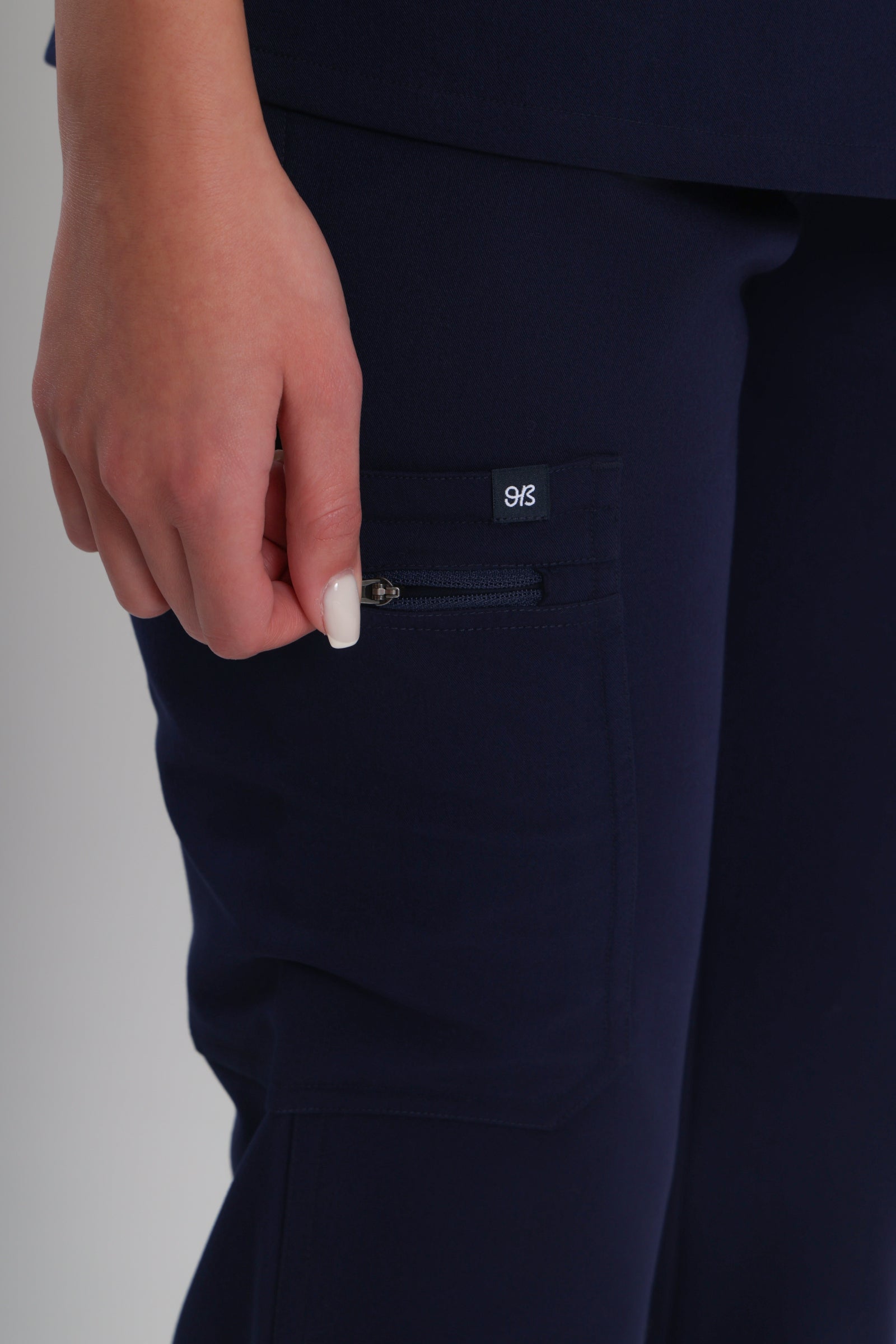 SHIFTMASTER™ Scrub Top - Onyx Navy