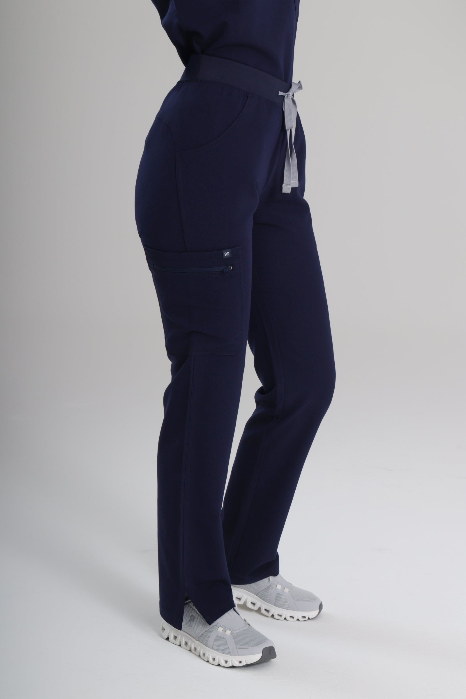 SHIFTMASTER™ CARGO SCRUB PANTS - ONYX Navy