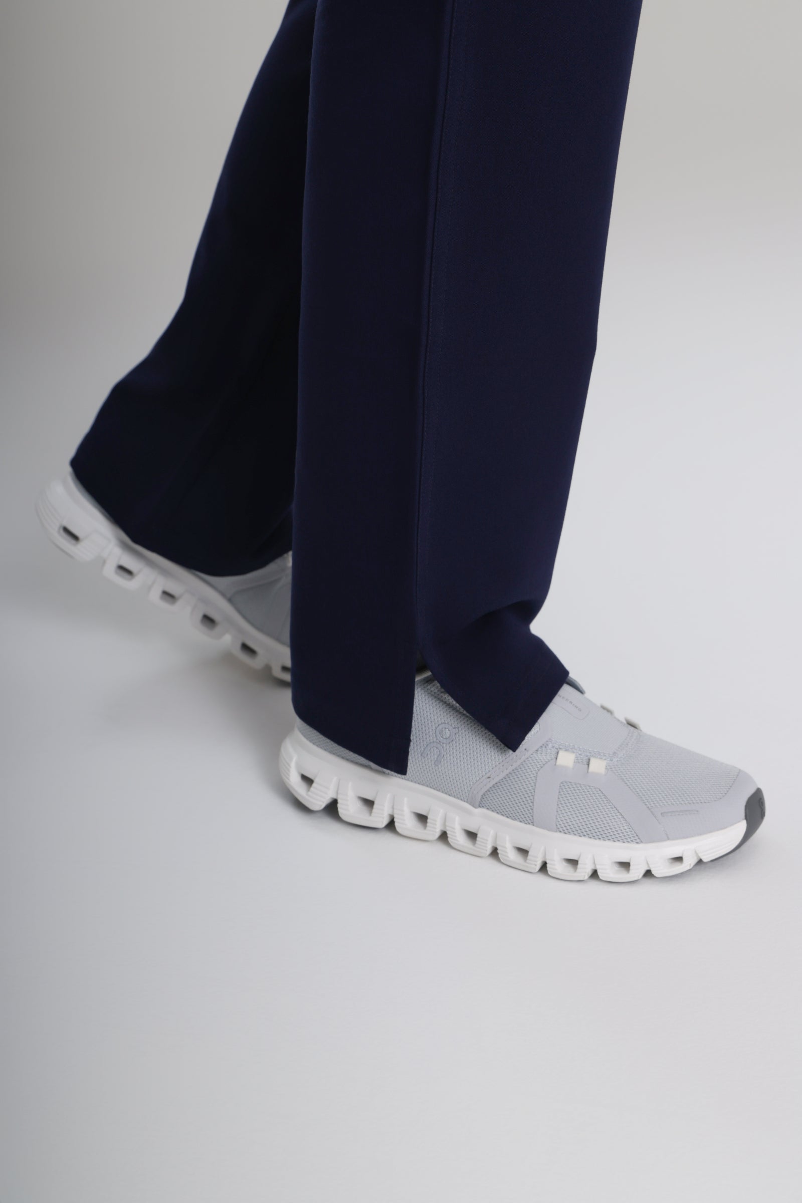 SHIFTMASTER™ CARGO SCRUB PANTS - ONYX Navy