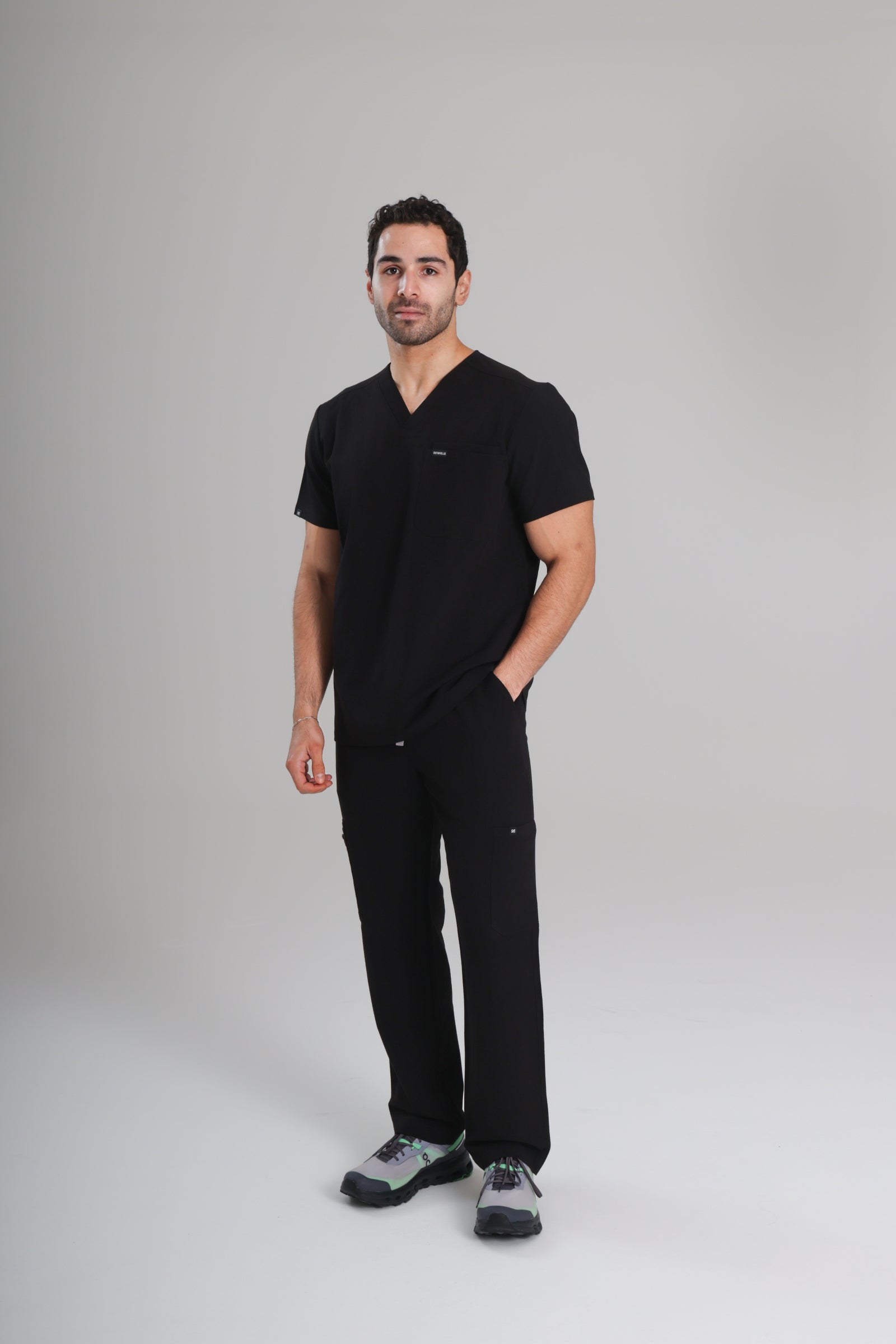 SHIFTMASTER™ Scrub Top - Onyx Black