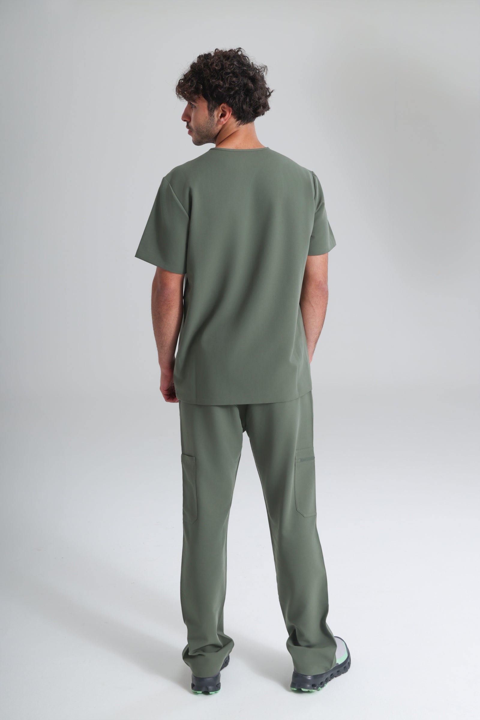 SHIFTMASTER™ Scrub Top - Moss Green